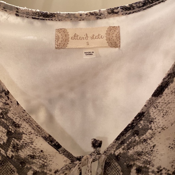 Alter’d State Flowy Long Top/Dress - Picture 5 of 5